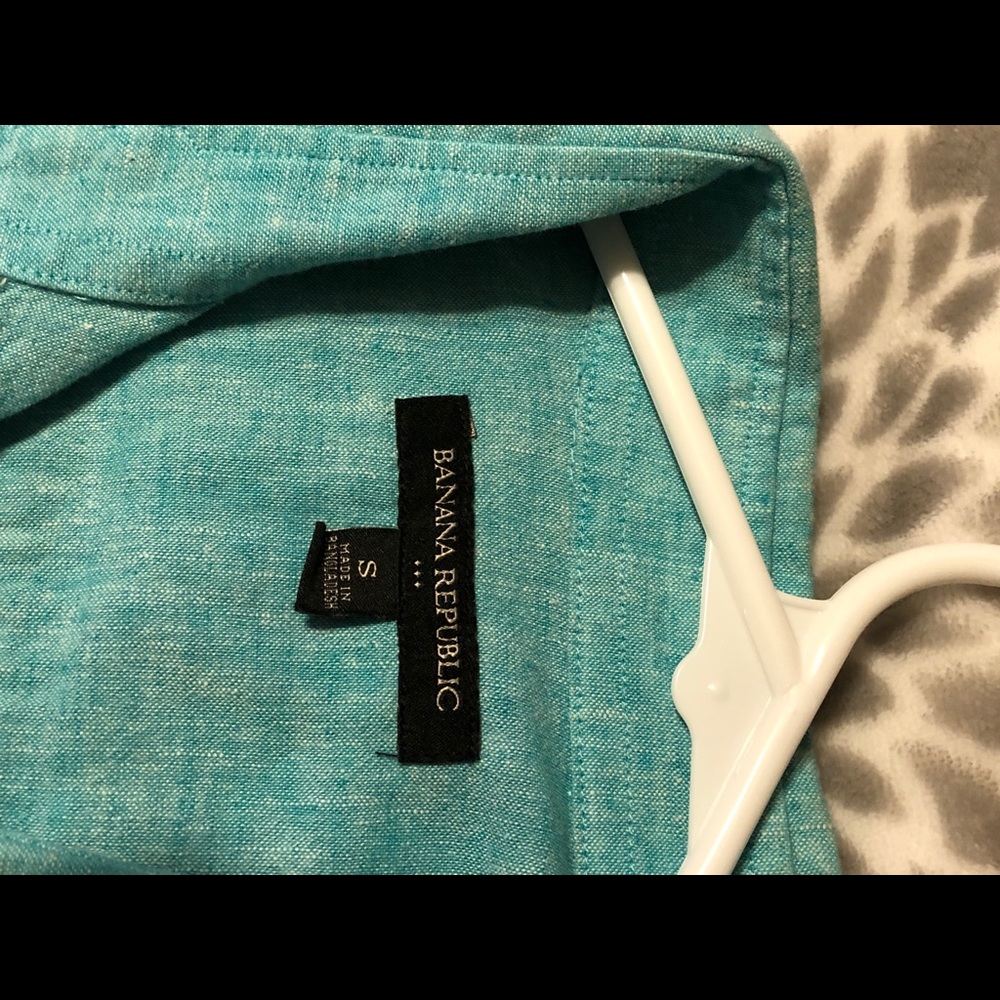 Men’s banana Republic linen shirt 👕